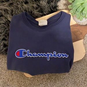 Navy blue vintage champion crew neck. 82% cotton 18% polyester